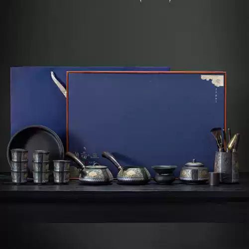 The royal purple sand tea set is a light luxury high-end side handle teapot drinking teacup complete set of gift box